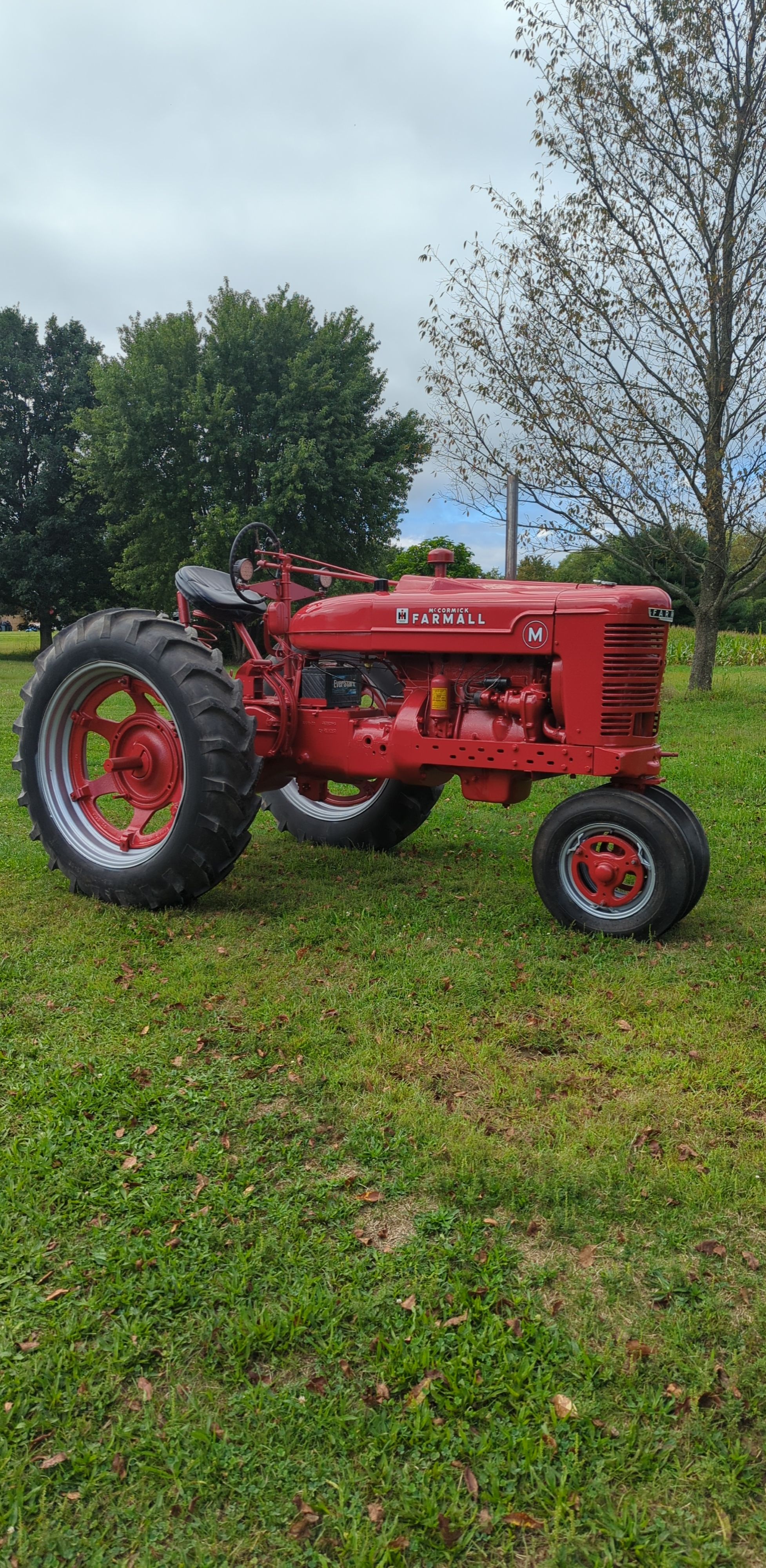 Big knob antique tractor and equipment show